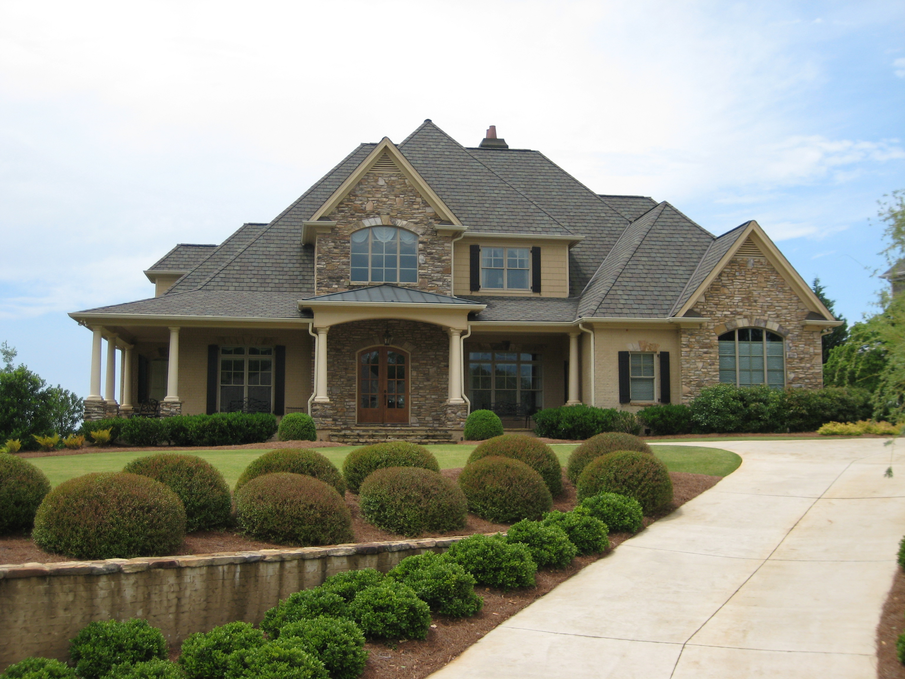 landscaping your new custom home